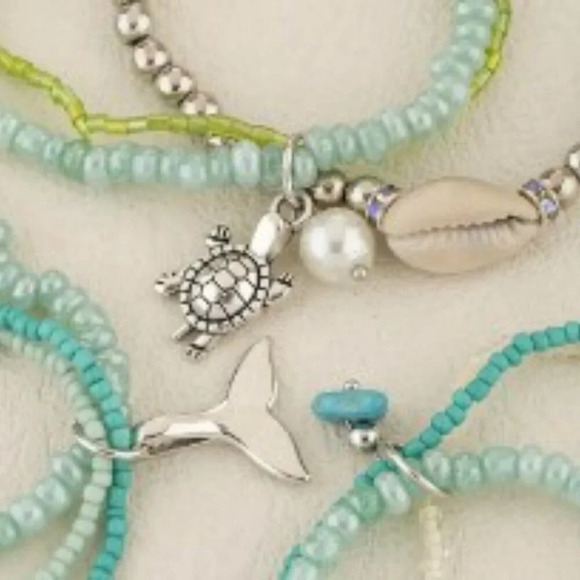 NWT 3pcs Vibrant Ocean-inspired Green Glass Beaded Charm Bracelet Set w/ Charms - Picture 2 of 5